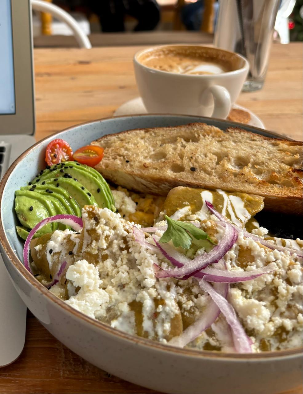 Viva la vida - CHILAQUILES